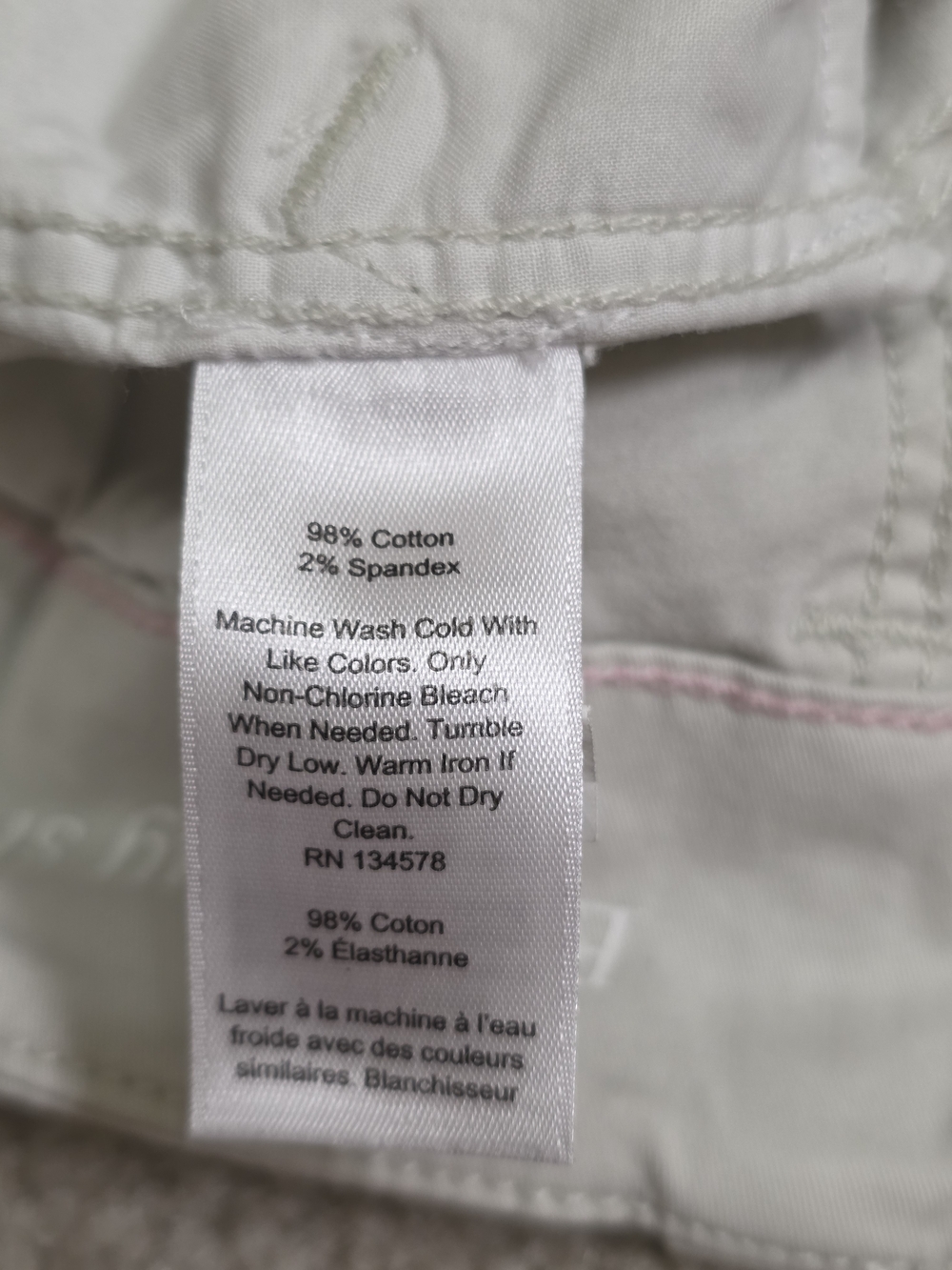 Vineyard Vines White Cargo Shorts Size 6 - Picture 10 of 10